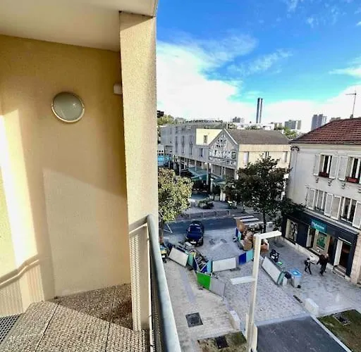 Elegant Paris 303 Apartman *